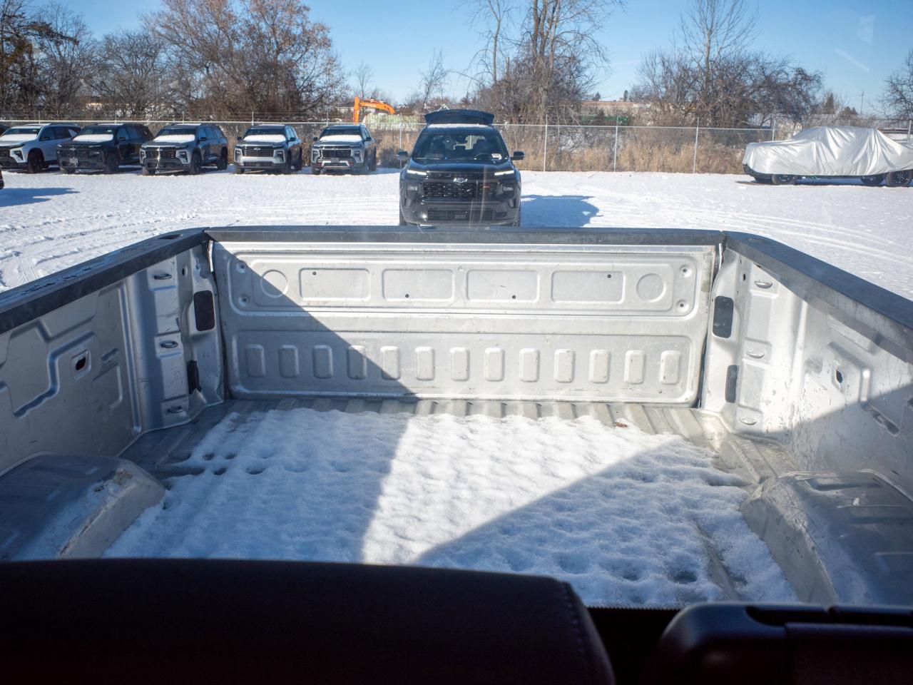 2023 Chevrolet SILVERADO 2500HD LT - 6.6 L V8 Gas Engine Photo