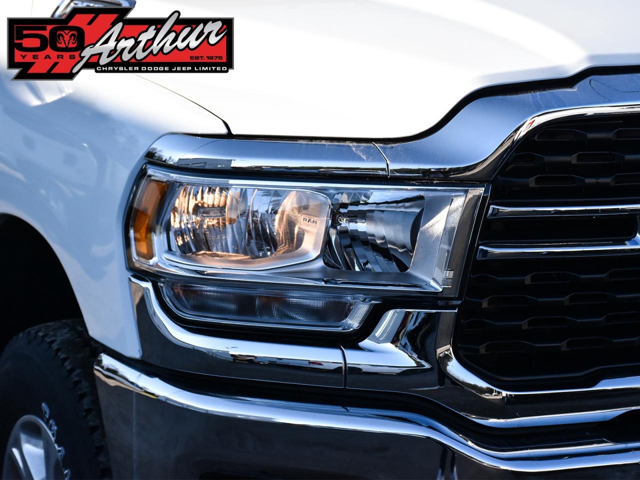 2023 RAM 2500 Big Horn Crew Cab 4x4 Photo