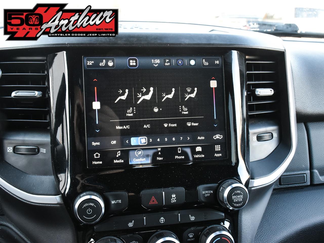 2023 RAM 2500 Big Horn Crew Cab 4x4 Photo