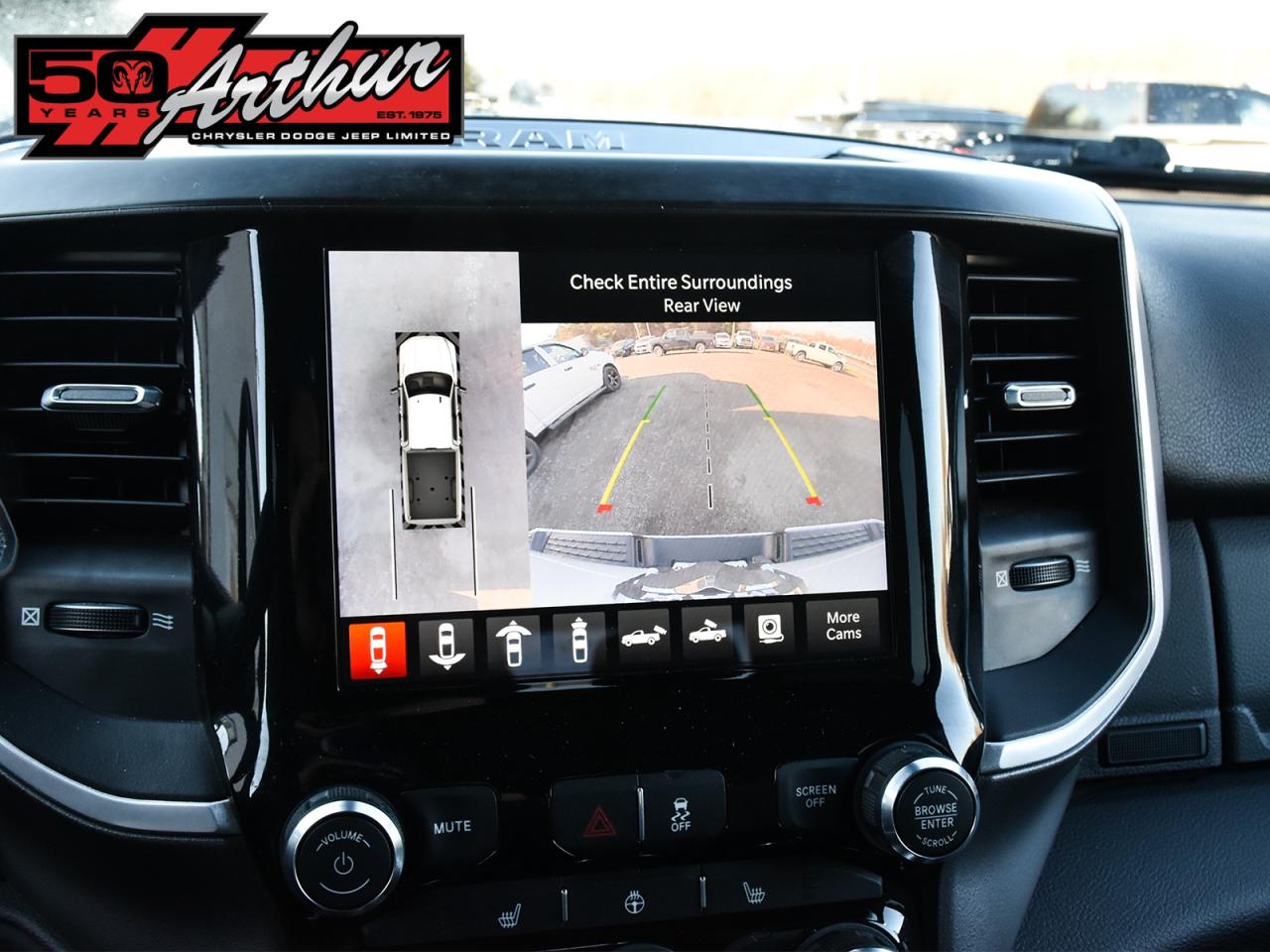 2023 RAM 2500 Big Horn Crew Cab 4x4 Photo