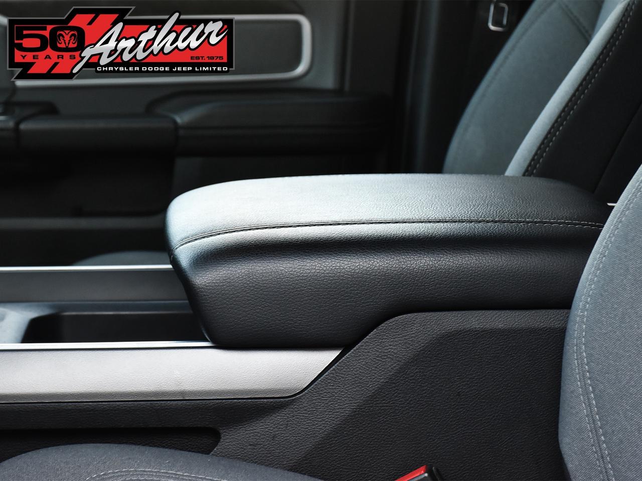 2023 RAM 2500 Big Horn Crew Cab 4x4 Photo