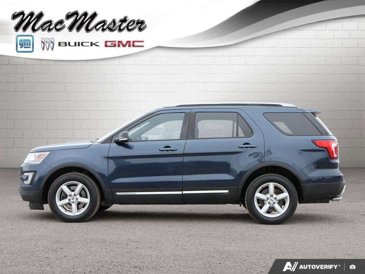 2017 Ford Explorer XLTXLT, V6, 4WD, NAV, ROOF, HEATED CLOTH, AS-TRADE Photo