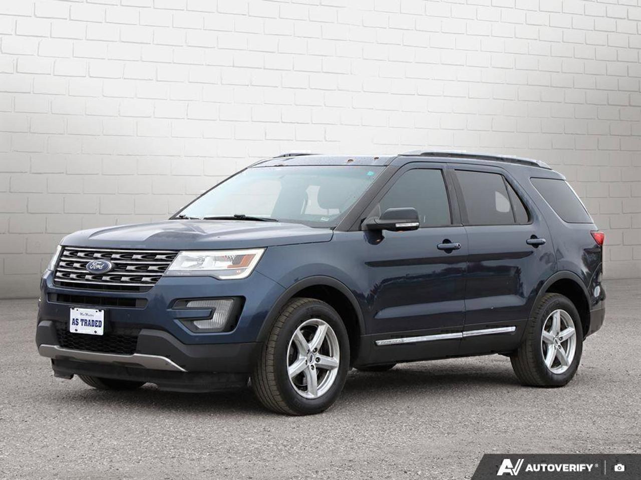 2017 Ford Explorer XLTXLT, V6, 4WD, NAV, ROOF, HEATED CLOTH, AS-TRADE Photo0