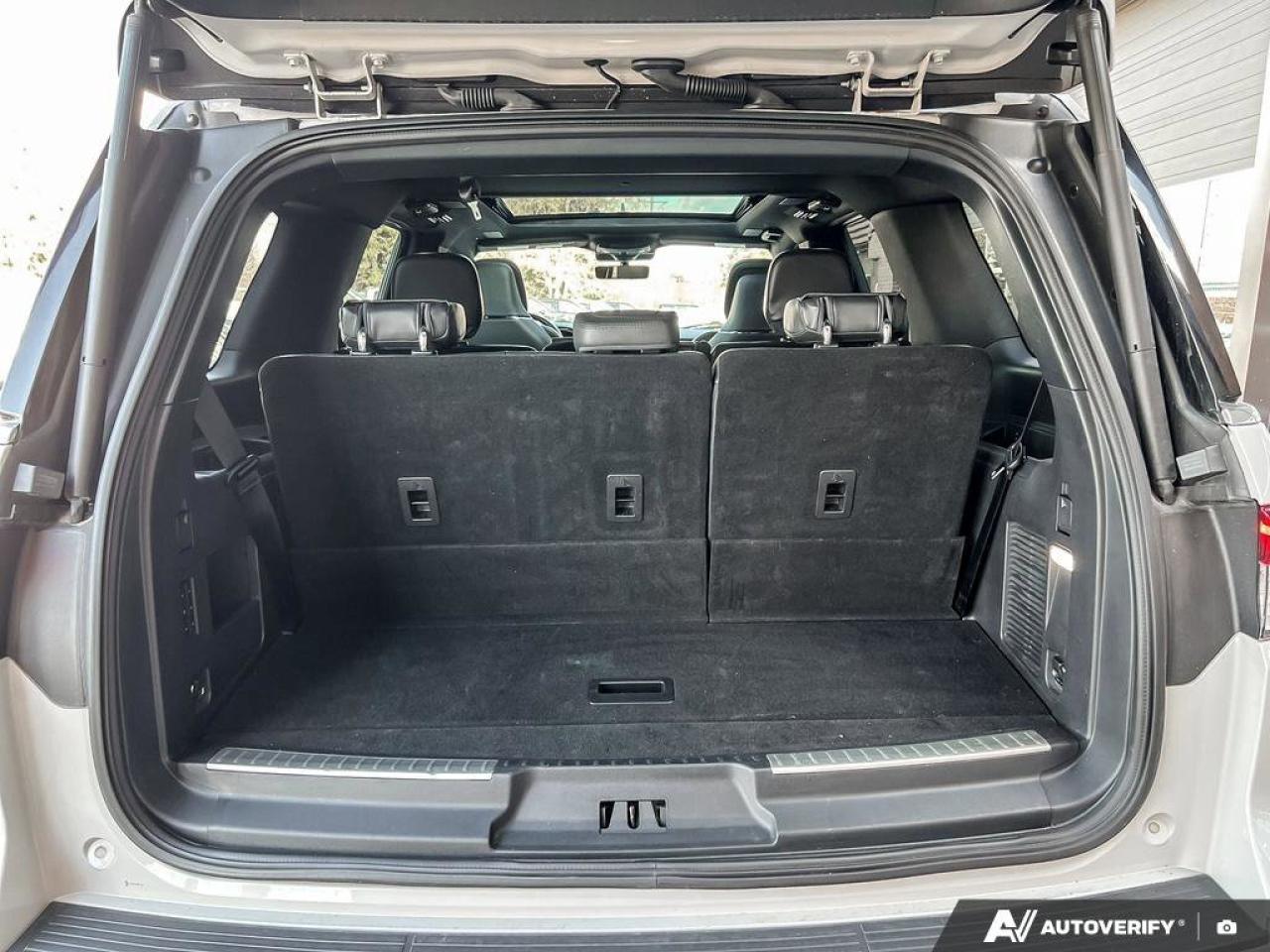 2023 Lincoln Navigator Reserve   ONE OWNER   MASSAGE SEATS   LTHR ONE OWN Photo