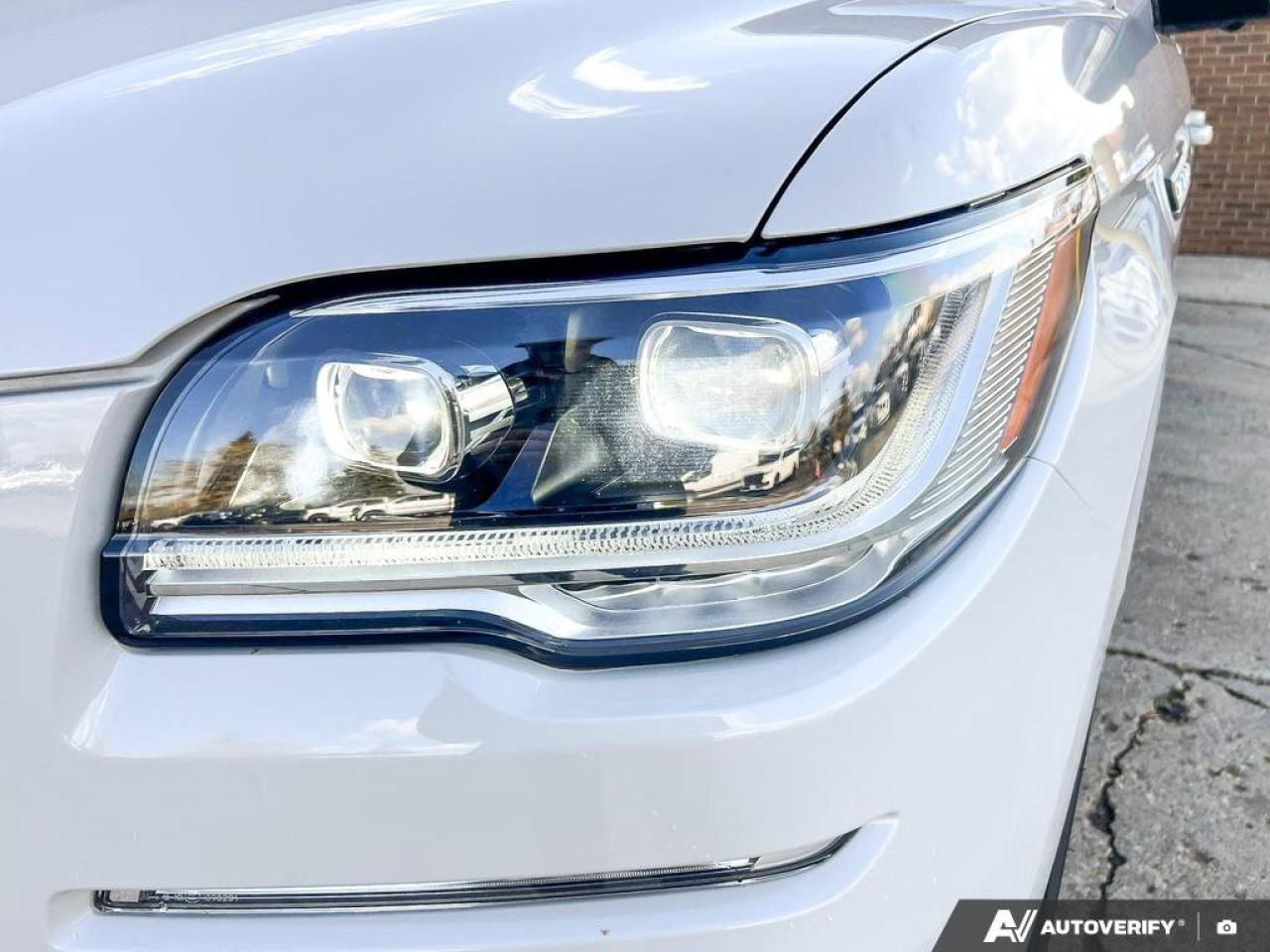 2023 Lincoln Navigator Reserve   ONE OWNER   MASSAGE SEATS   LTHR ONE OWN Photo