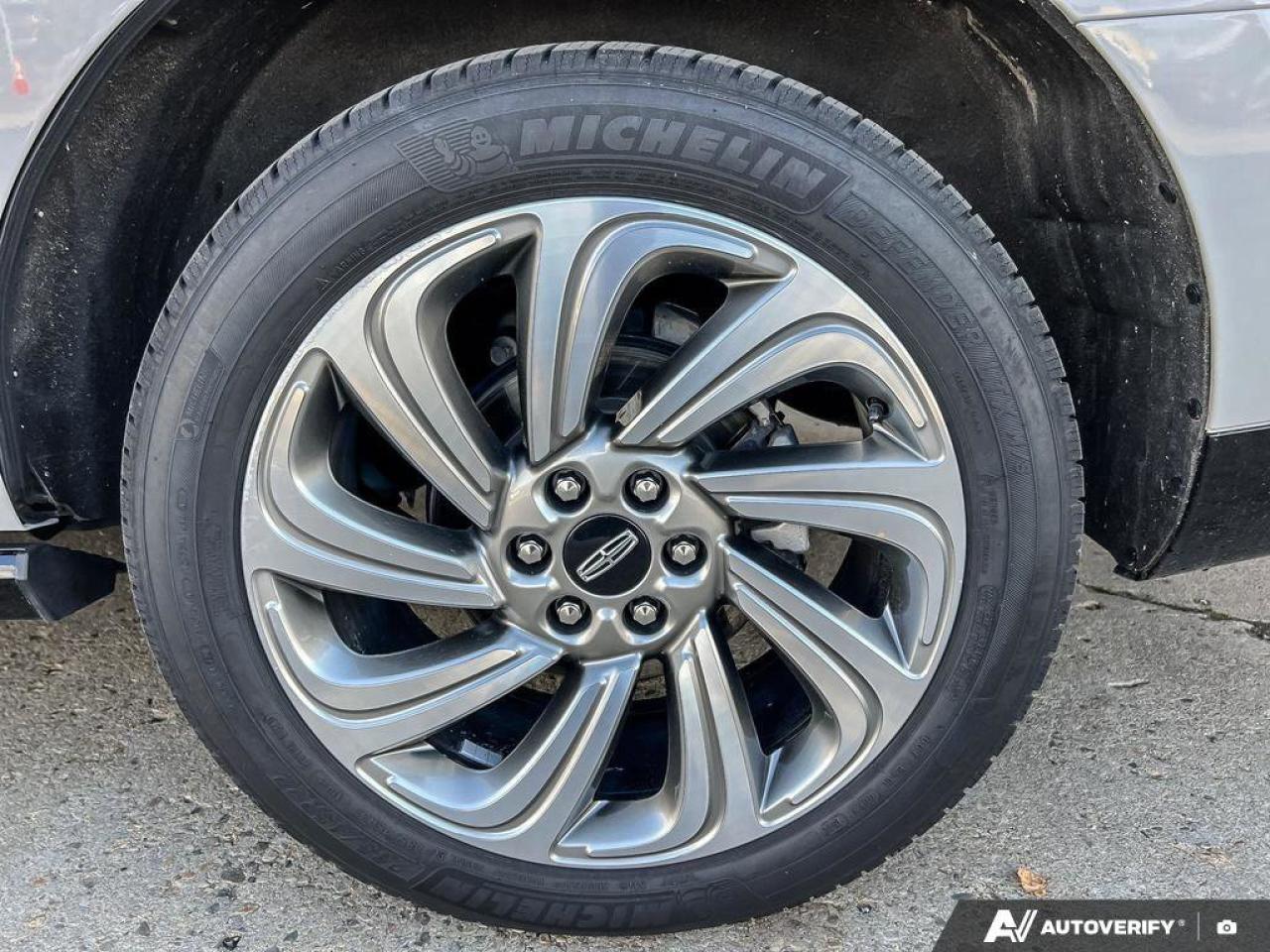 2023 Lincoln Navigator Reserve   ONE OWNER   MASSAGE SEATS   LTHR ONE OWN Photo