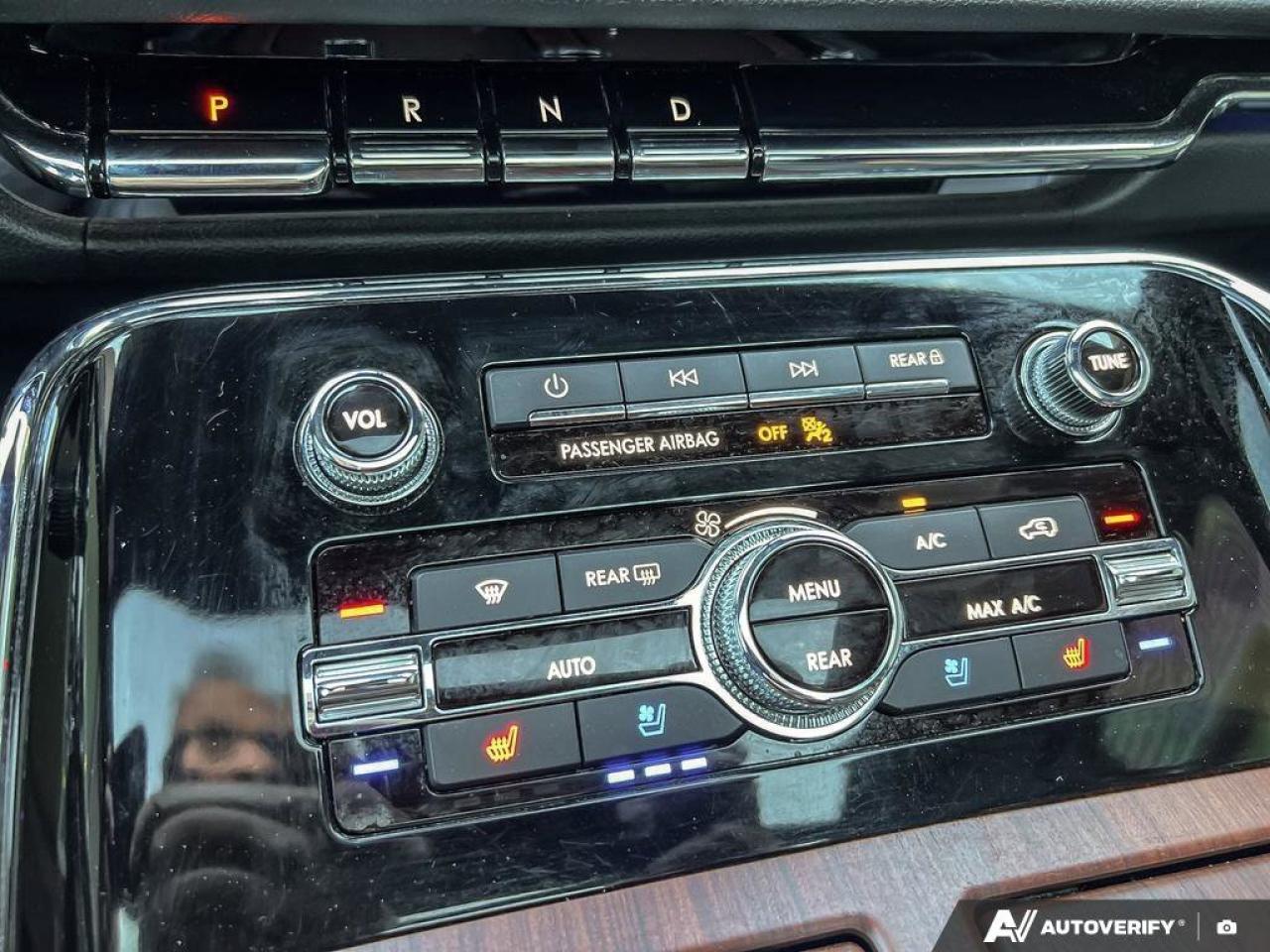 2023 Lincoln Navigator Reserve   ONE OWNER   MASSAGE SEATS   LTHR ONE OWN Photo