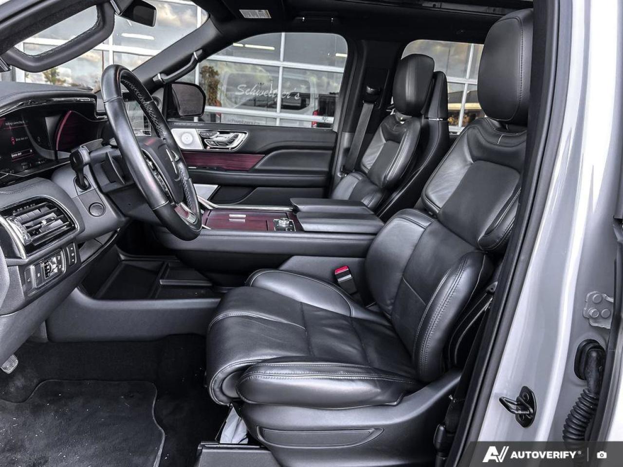 2023 Lincoln Navigator Reserve   ONE OWNER   MASSAGE SEATS   LTHR ONE OWN Photo