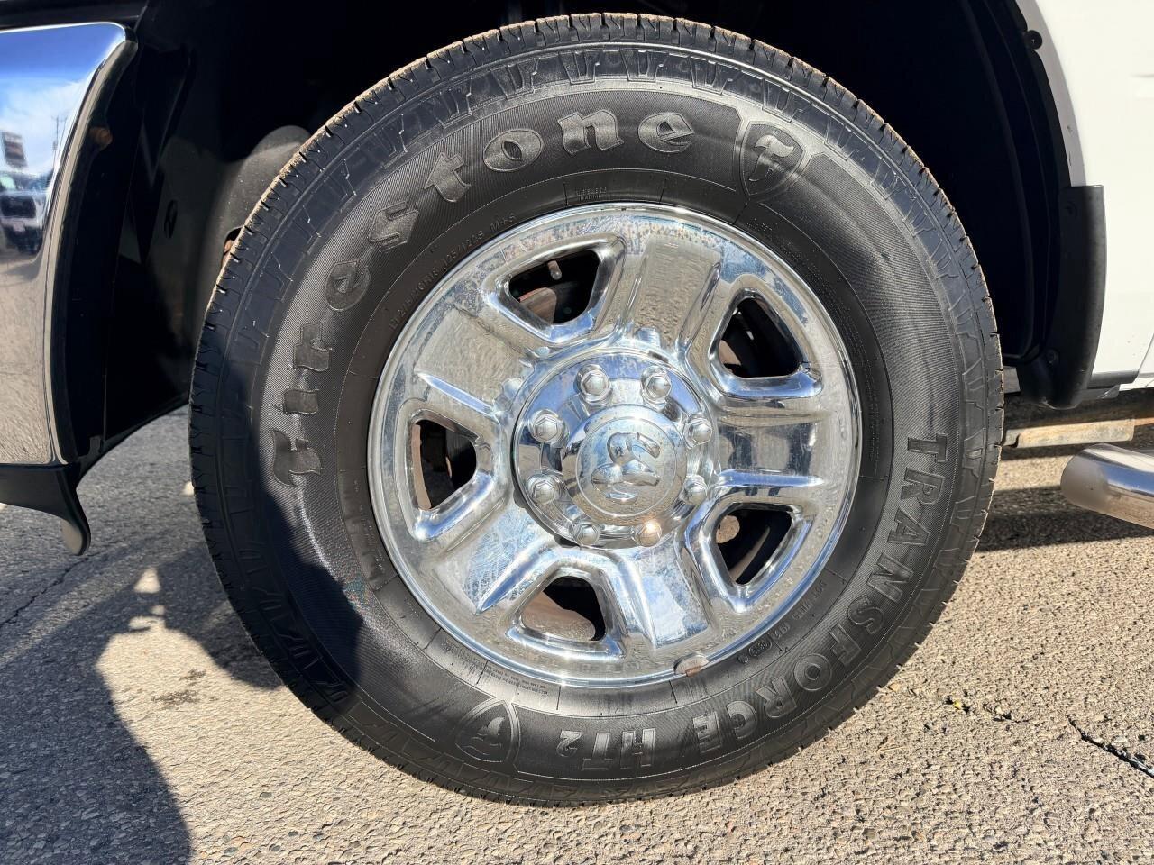 2014 RAM 3500 TradesmanST, 5.7L HEMI V8, RWD, AUTOMATIC, 8FT BOX Photo