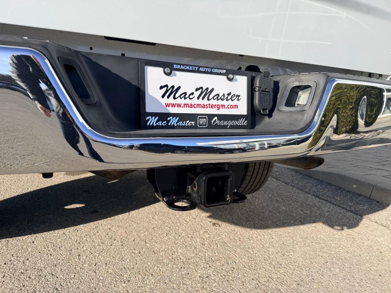 2014 RAM 3500 TradesmanST, 5.7L HEMI V8, RWD, AUTOMATIC, 8FT BOX Photo