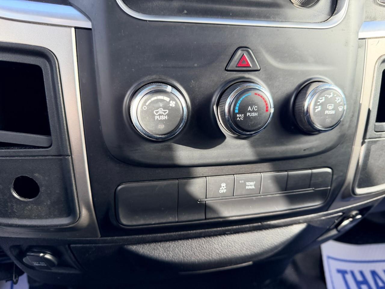 2014 RAM 3500 TradesmanST, 5.7L HEMI V8, RWD, AUTOMATIC, 8FT BOX Photo