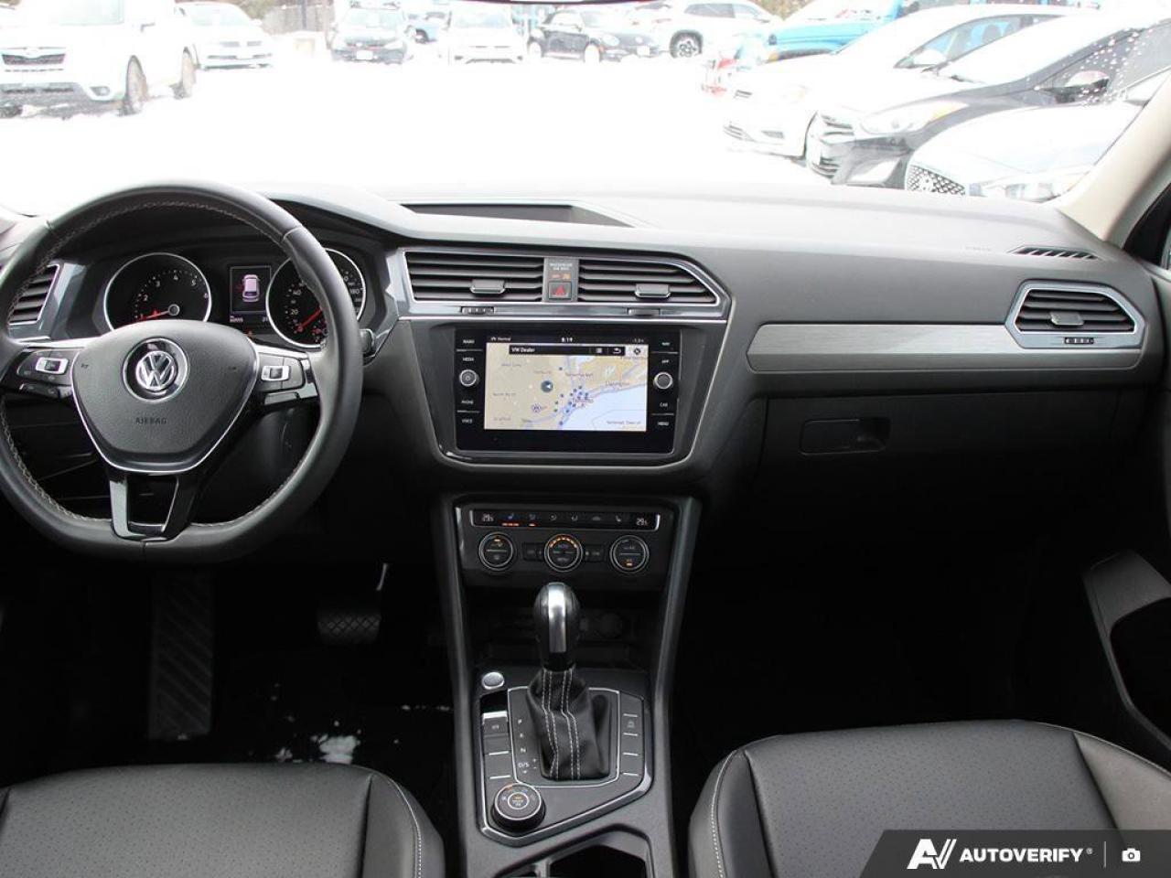 2021 Volkswagen Tiguan ComfortlineONE-OWNER, ACCIDENT-FREE, AWD, POWER TA Photo