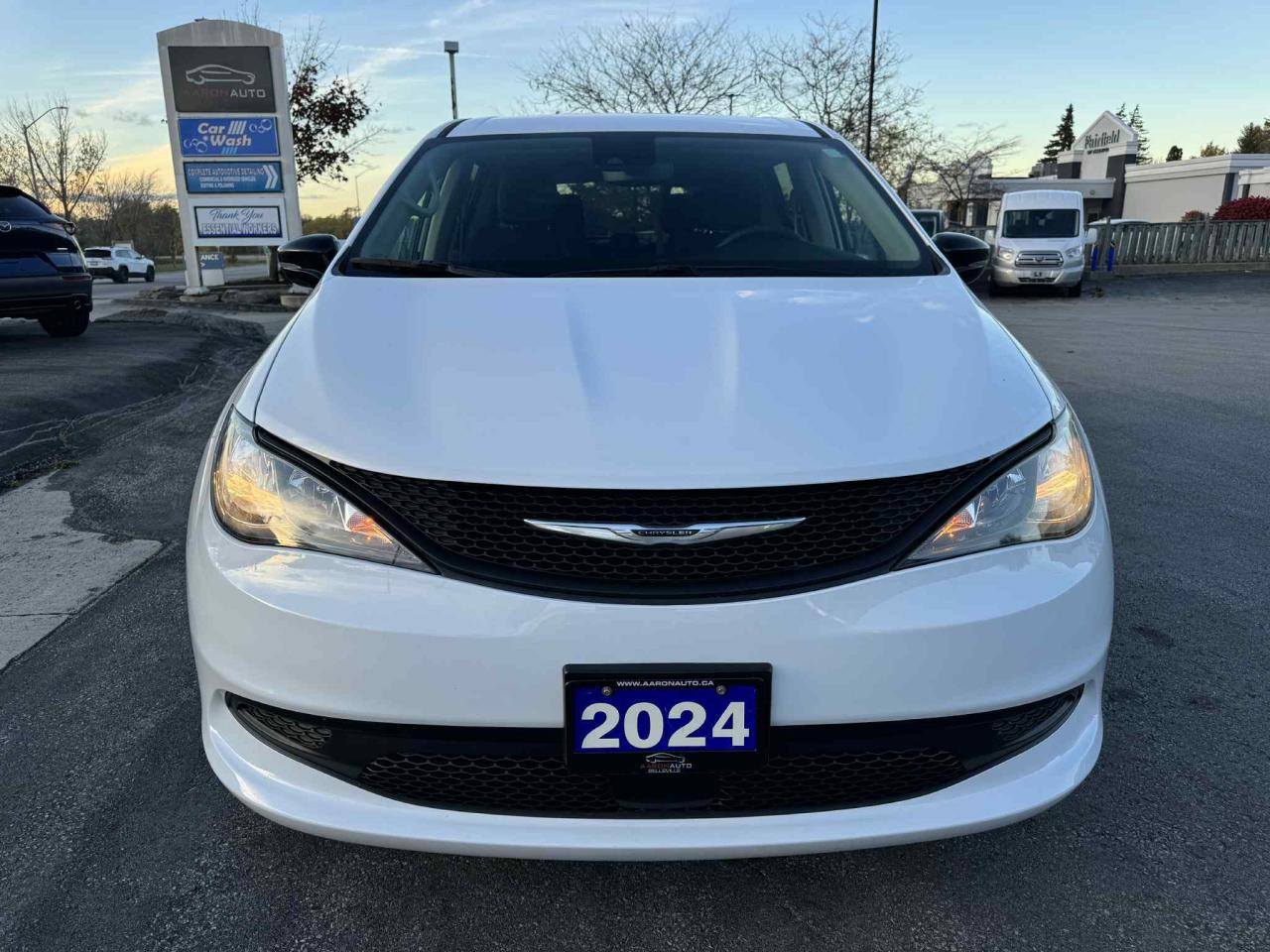 2024 Chrysler Grand Caravan SXT Photo