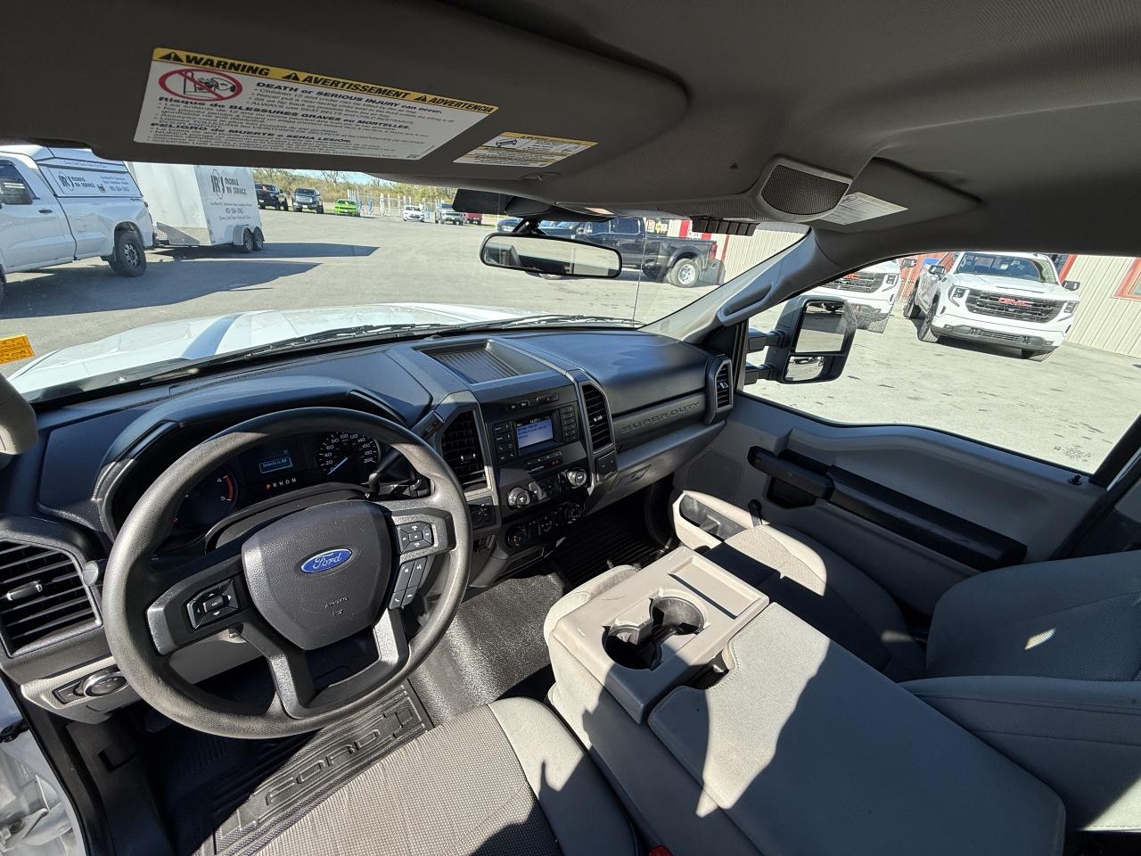 2020 Ford F-550 XLT 4WD Reg Cab 169  WB 84  CA Photo