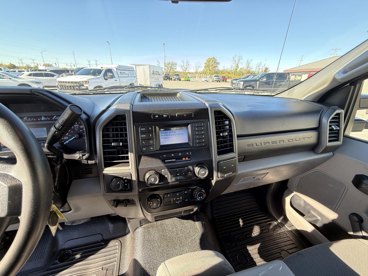 2020 Ford F-550 XLT 4WD Reg Cab 169  WB 84  CA Photo