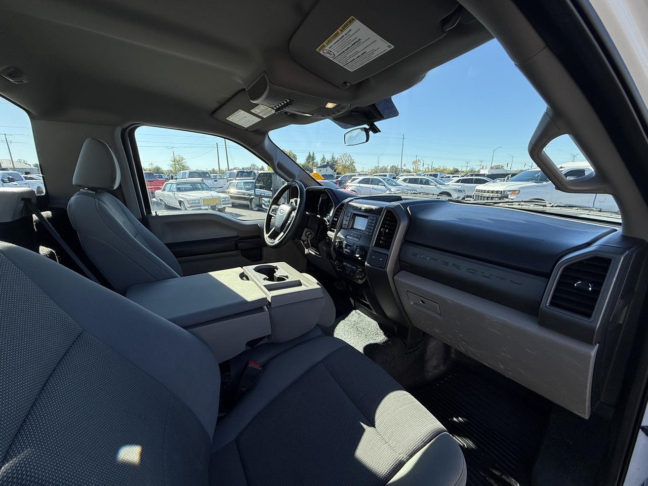 2020 Ford F-550 XLT 4WD Reg Cab 169  WB 84  CA Photo