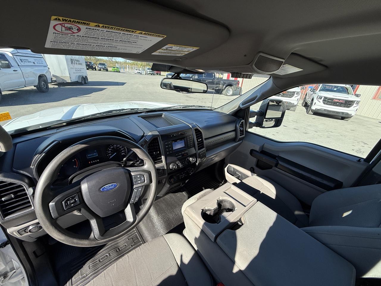 2020 Ford F-550 XLT 4WD Reg Cab 169  WB 84  CA Photo