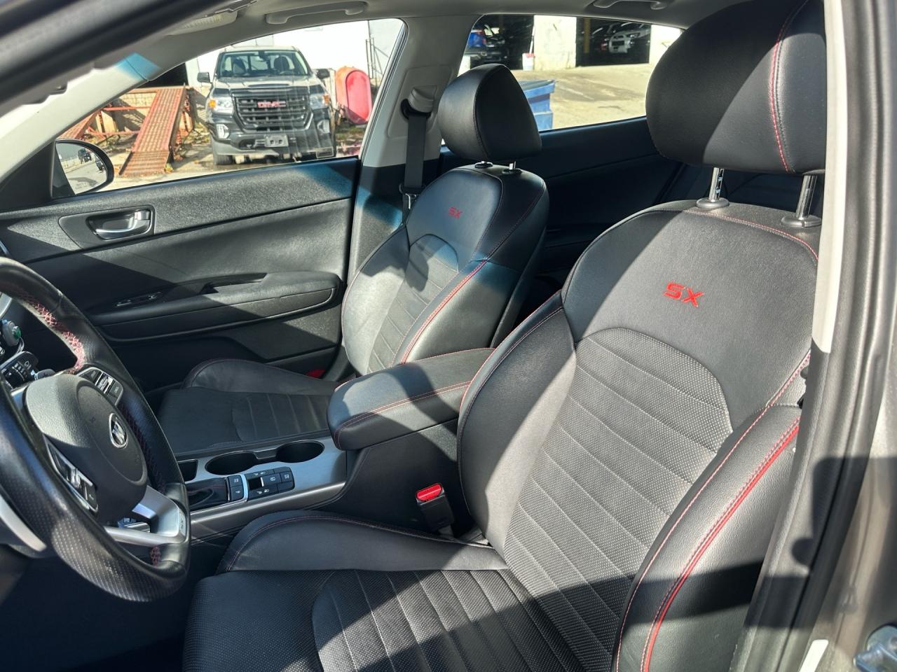 2019 Kia Optima SX Turbo ~ LEATHER ~ CARPLAY ~ CERTIFIED Photo