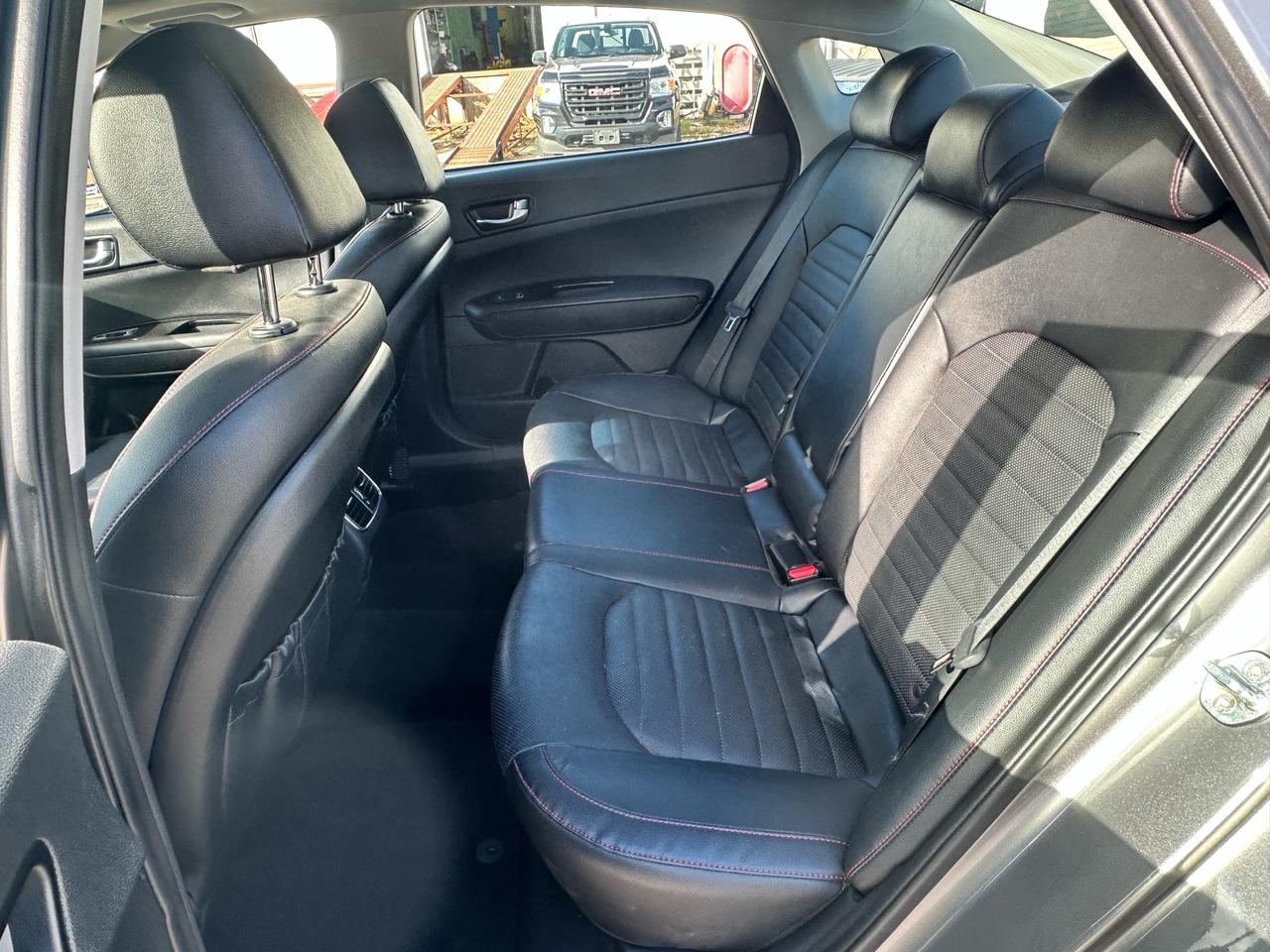 2019 Kia Optima SX Turbo ~ LEATHER ~ CARPLAY ~ CERTIFIED Photo