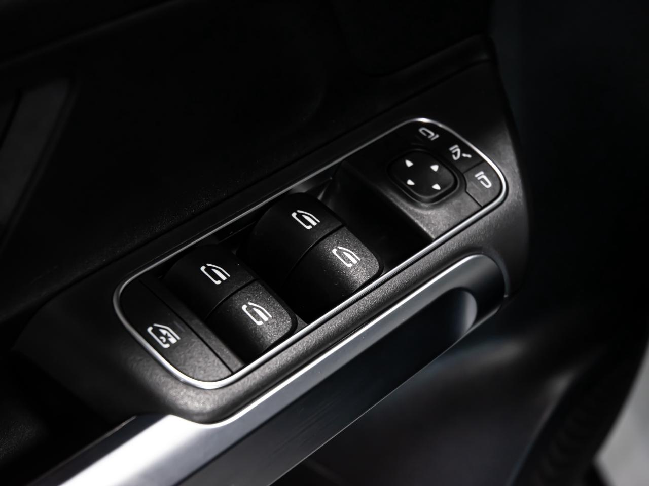 2022 Mercedes-Benz GLB GLB 250 4MATIC SUV BLIND SPOTS NAVI REAR CAMERA Photo