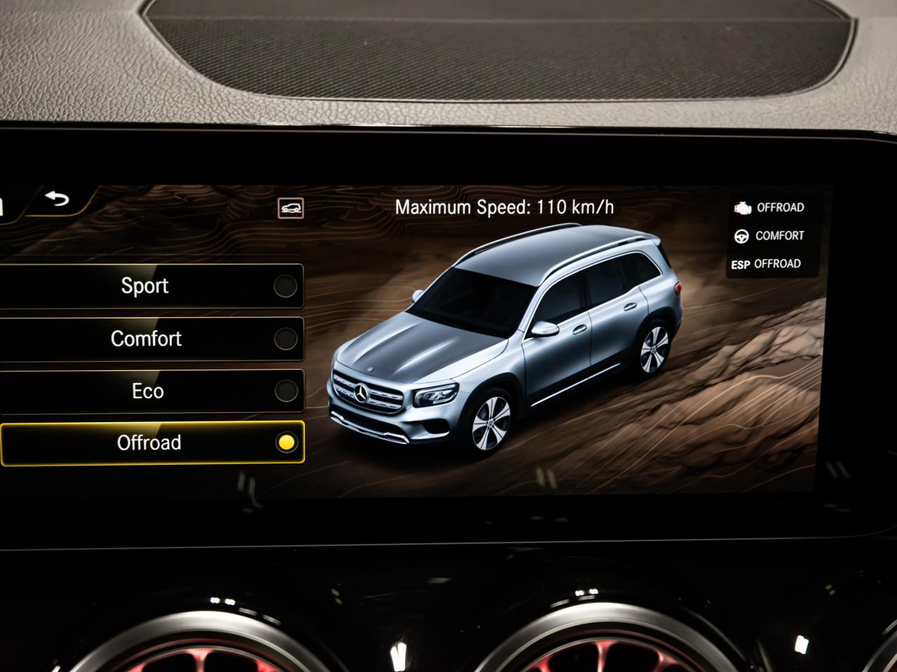 2022 Mercedes-Benz GLB GLB 250 4MATIC SUV BLIND SPOTS NAVI REAR CAMERA Photo