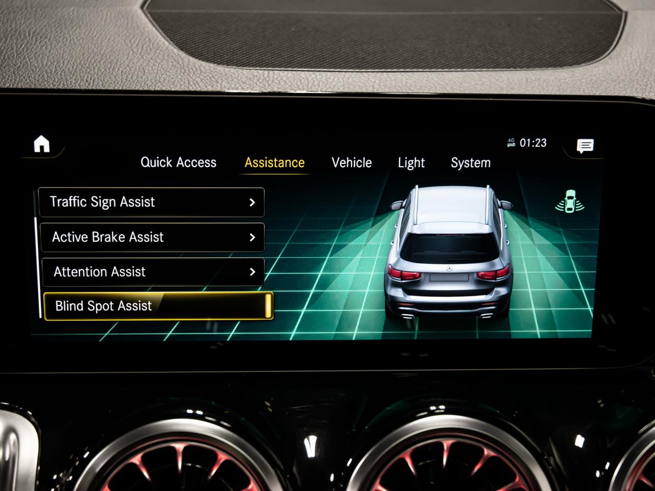 2022 Mercedes-Benz GLB GLB 250 4MATIC SUV BLIND SPOTS NAVI REAR CAMERA Photo