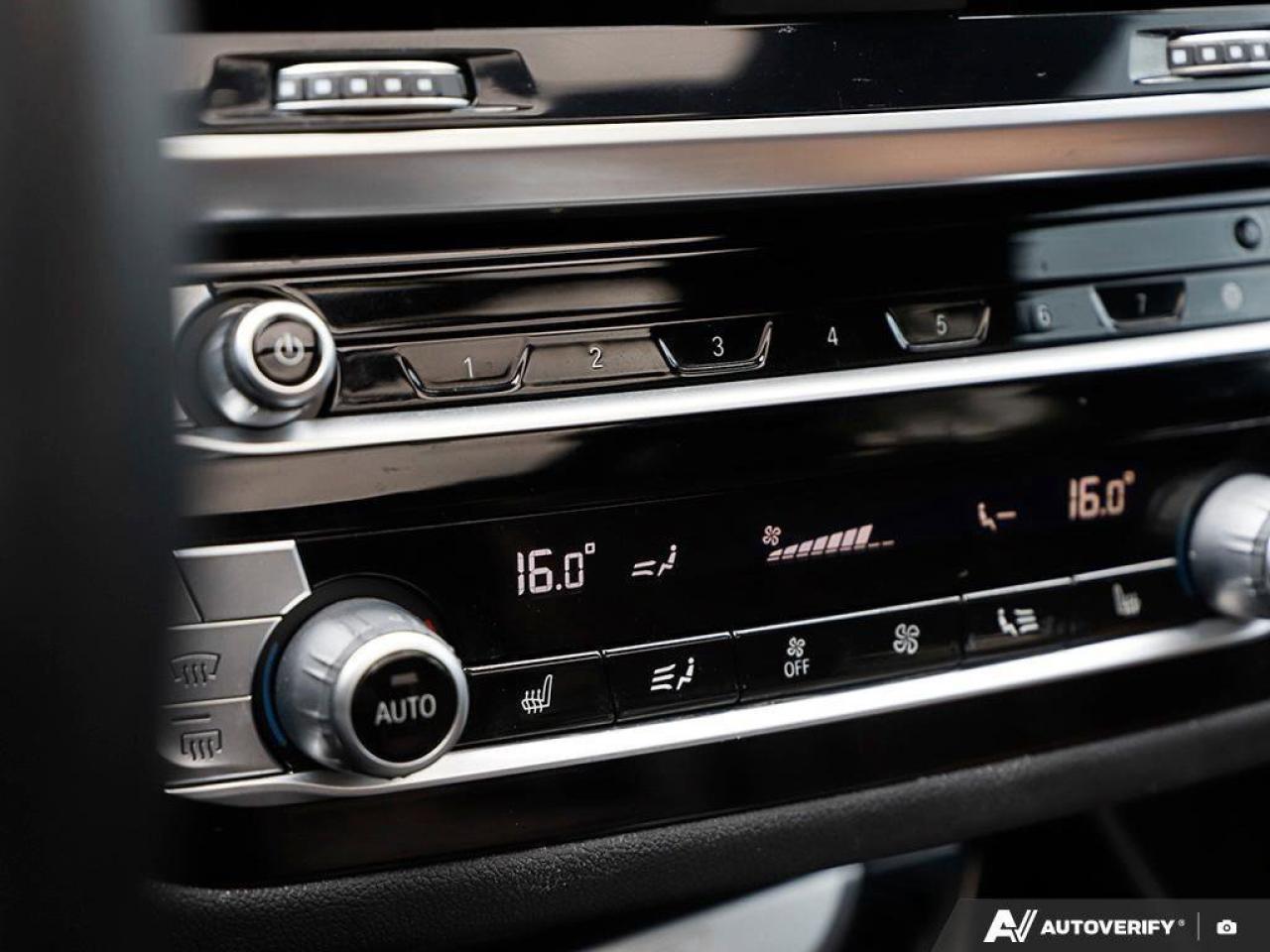 2020 BMW X3 xDrive30iONE-OWNER, ACCIDENT-FREE, MOONROOF, POWER Photo