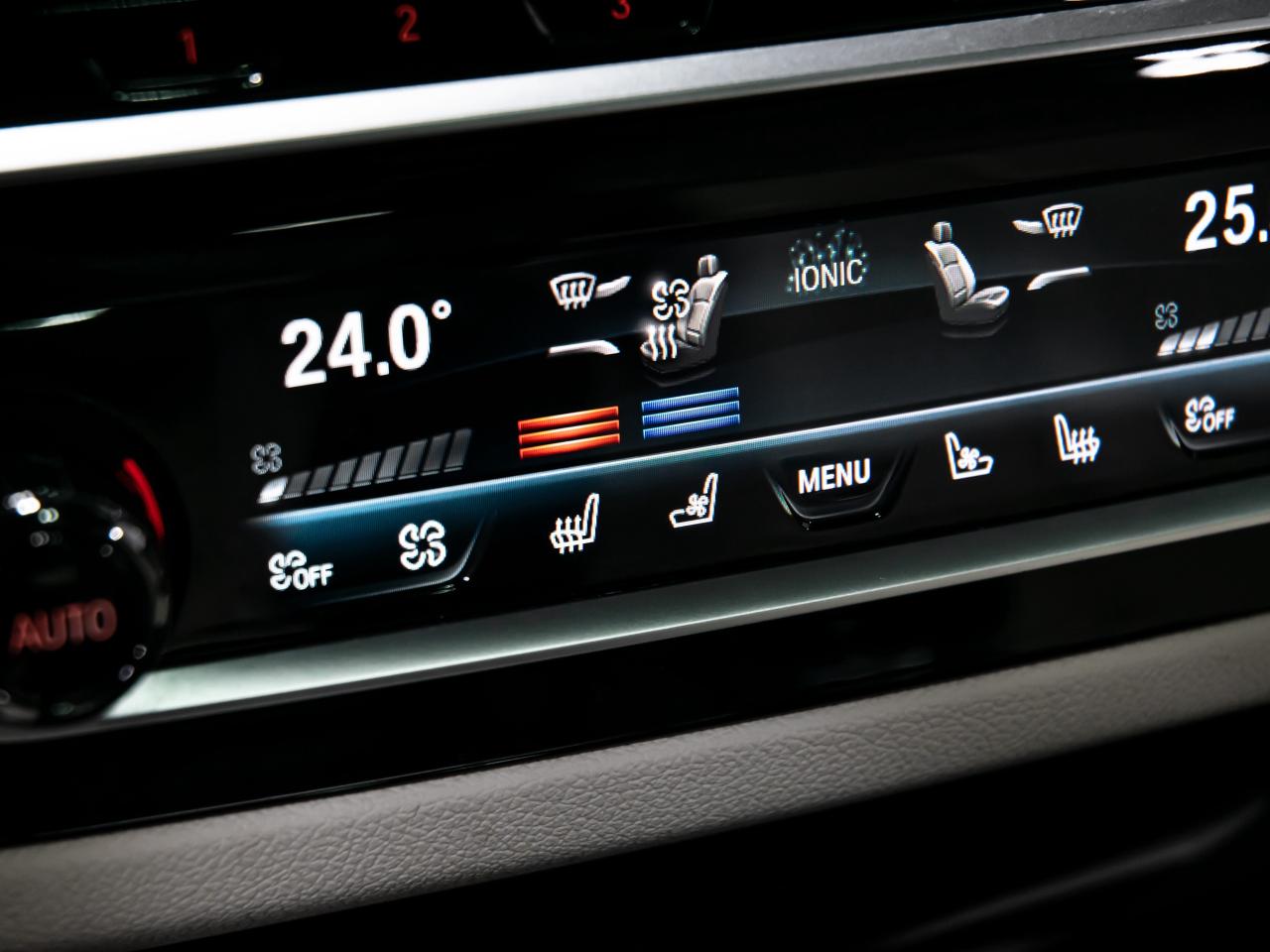 2021 BMW 5 Series M550i xDrive REMOTE PARKING PKG HEADS UP NAVI Photo