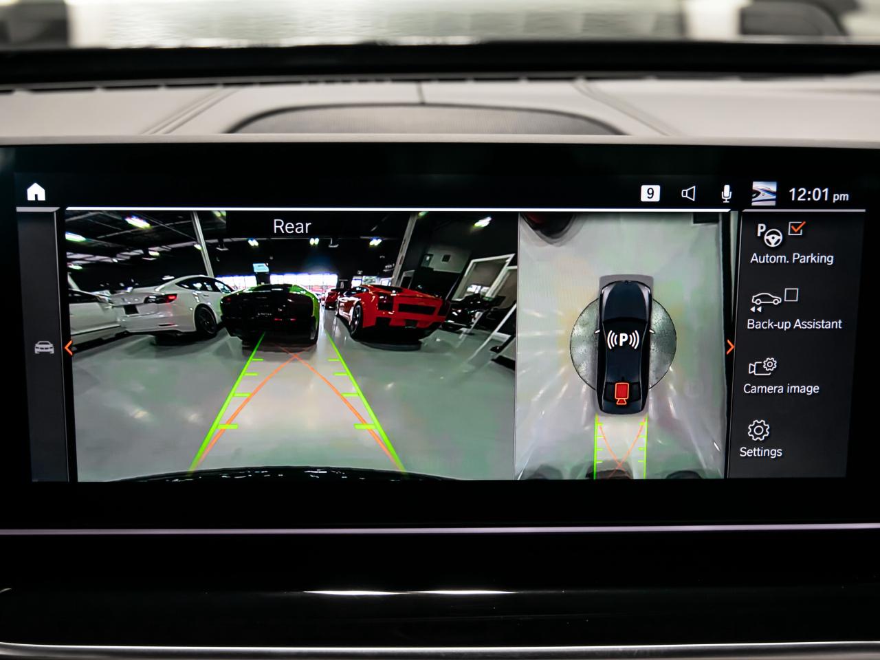 2021 BMW 5 Series M550i xDrive REMOTE PARKING PKG HEADS UP NAVI Photo