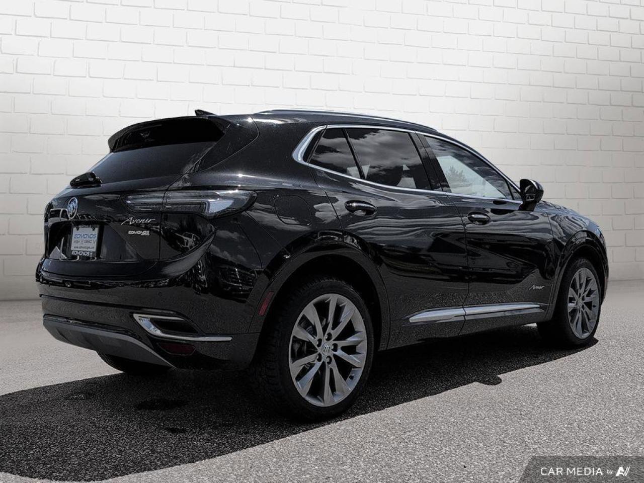 2022 Buick Envision AvenirOne Owner   Sunroof   Heated Seats   Remote Photo