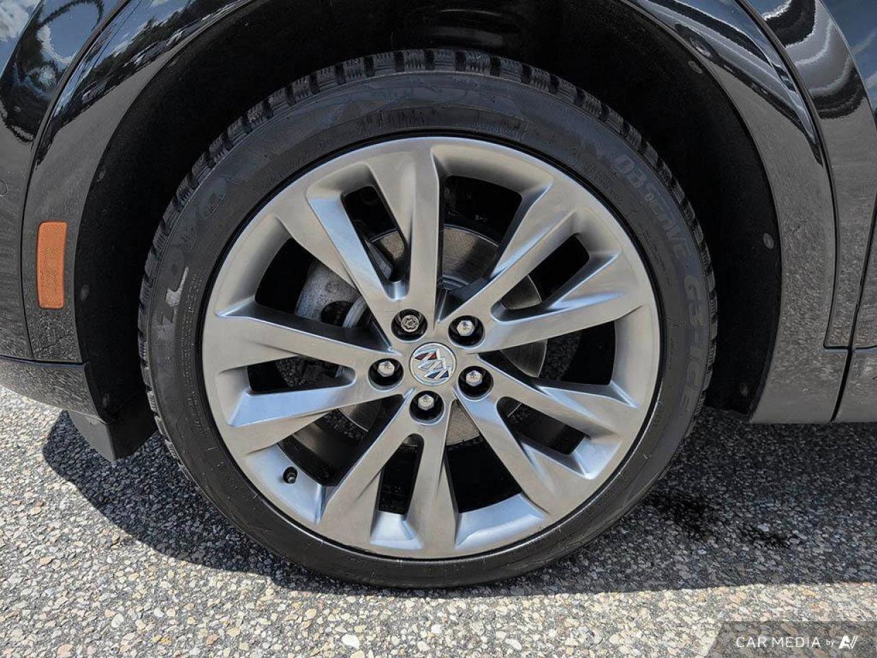 2022 Buick Envision AvenirOne Owner   Sunroof   Heated Seats   Remote Photo