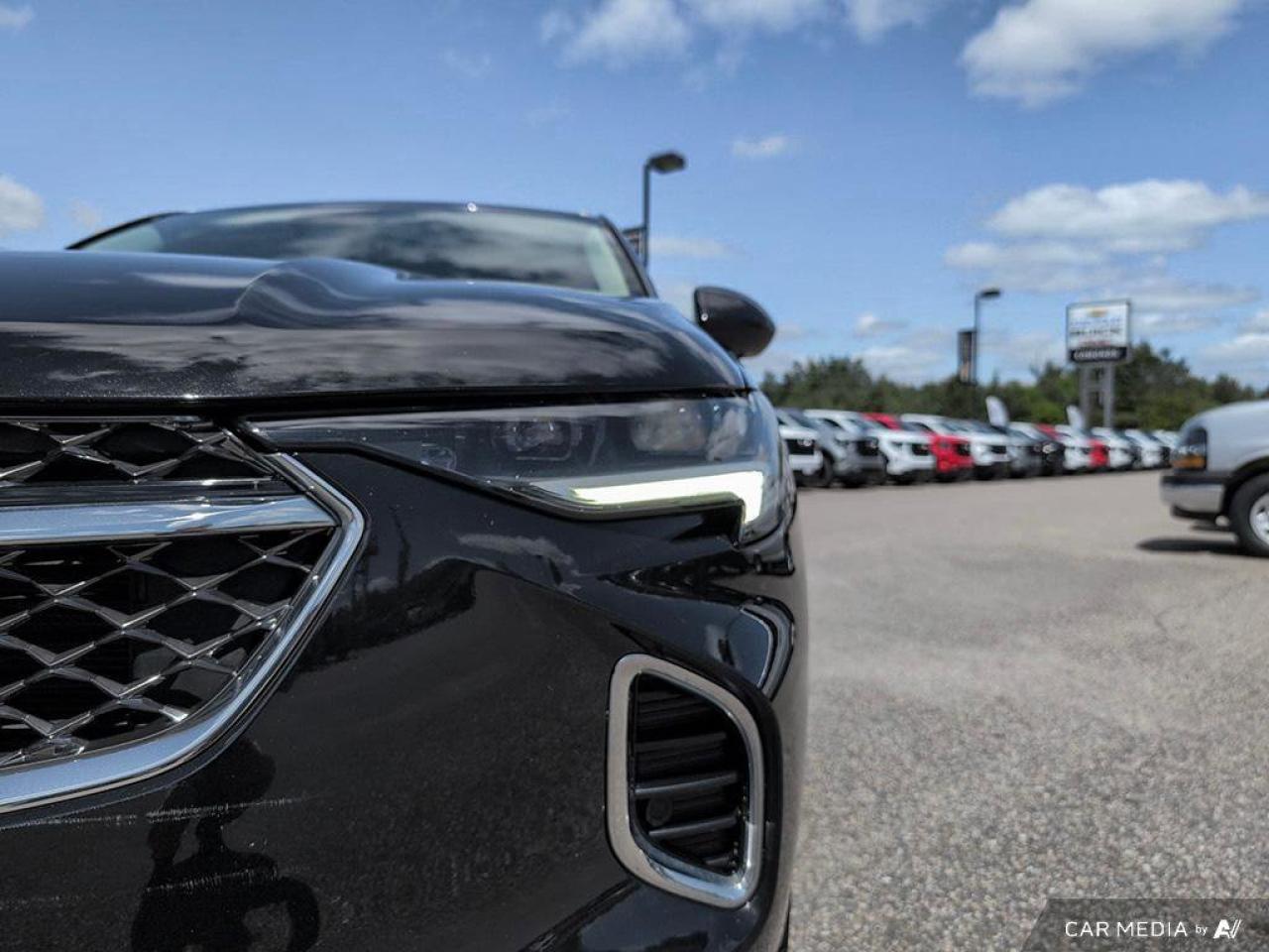 2022 Buick Envision AvenirOne Owner   Sunroof   Heated Seats   Remote Photo