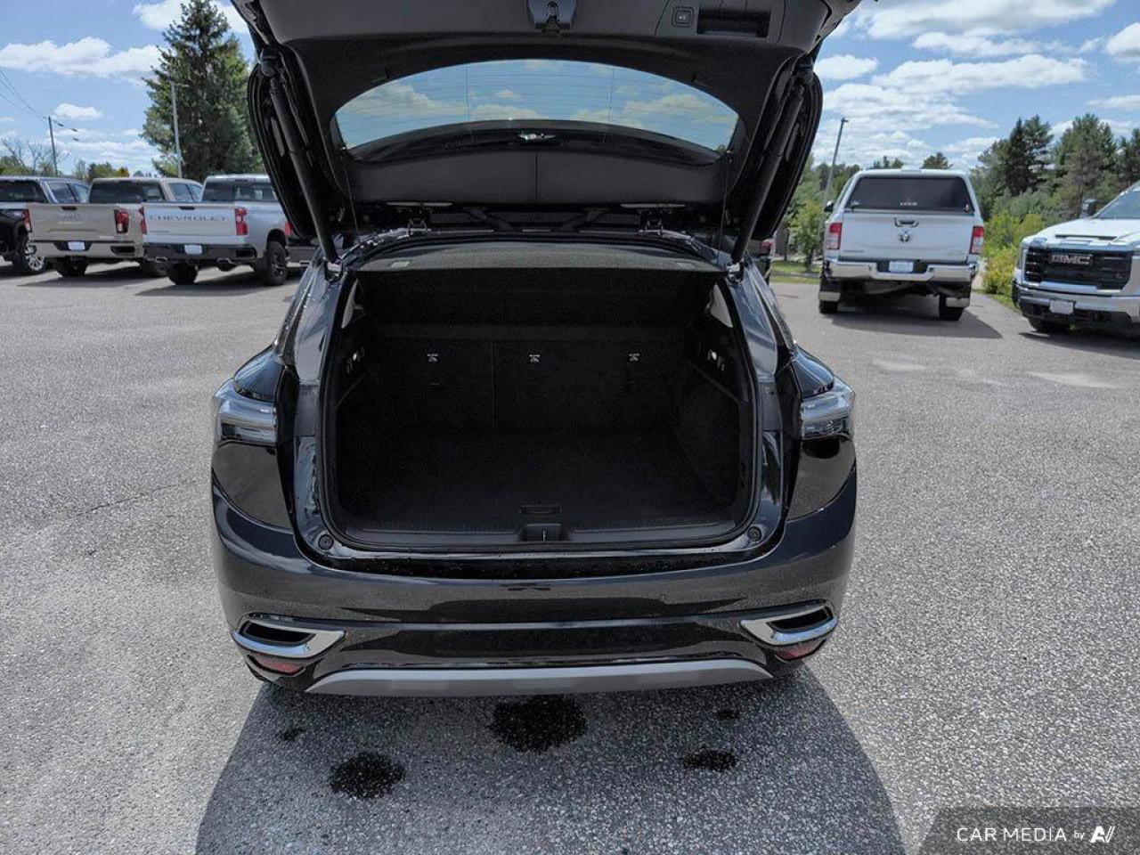 2022 Buick Envision AvenirOne Owner   Sunroof   Heated Seats   Remote Photo