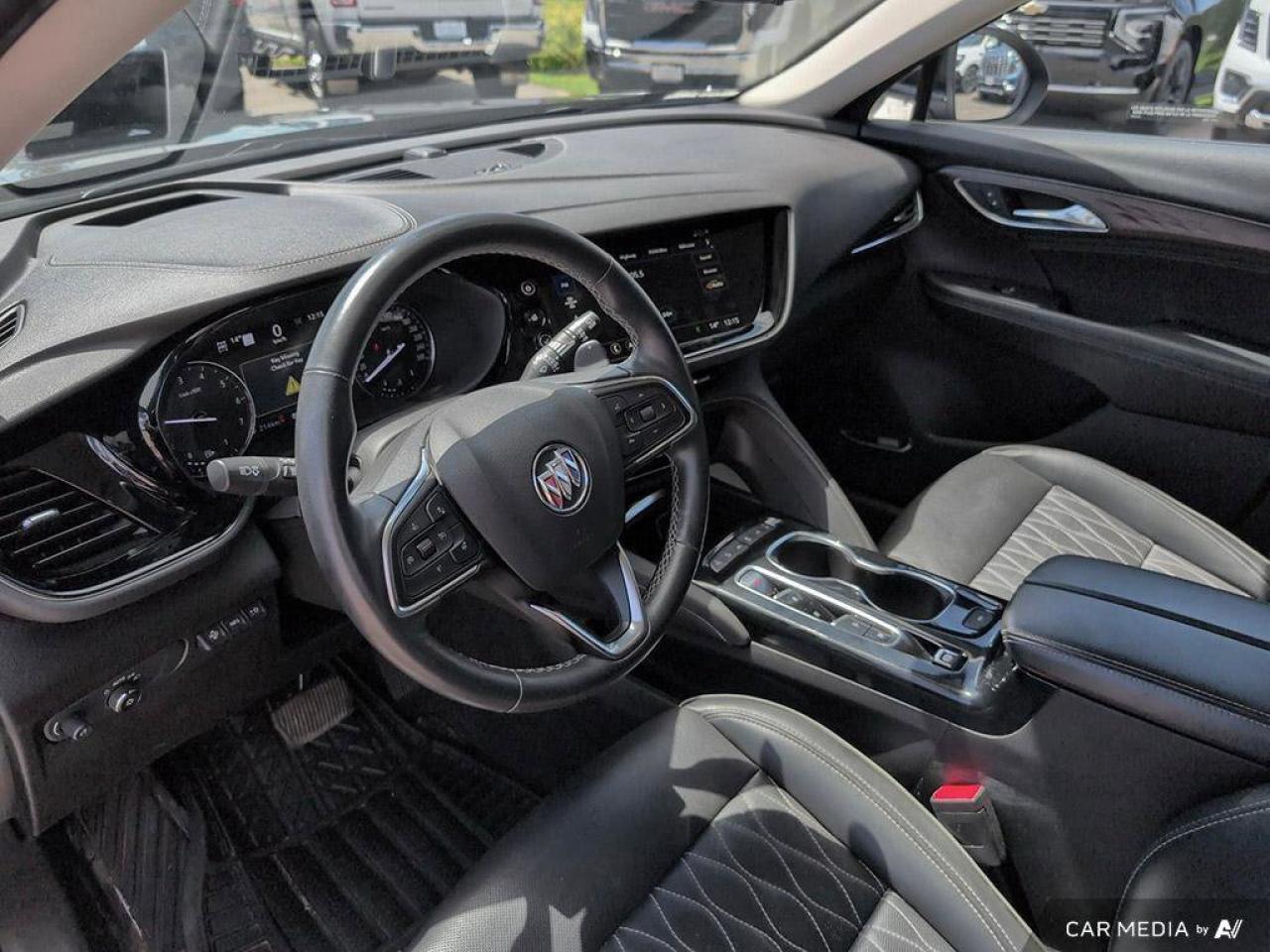 2022 Buick Envision AvenirOne Owner   Sunroof   Heated Seats   Remote Photo