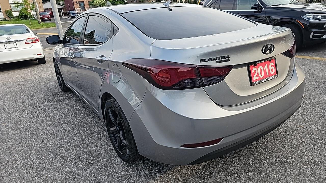 2016 Hyundai Elantra 4dr Sdn Auto Sport Appearance/Sun Roof/Fog Light/R Photo4