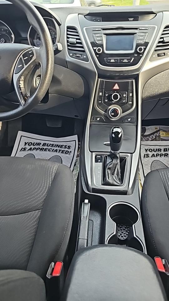 2016 Hyundai Elantra 4dr Sdn Auto Sport Appearance/Sun Roof/Fog Light/R Photo