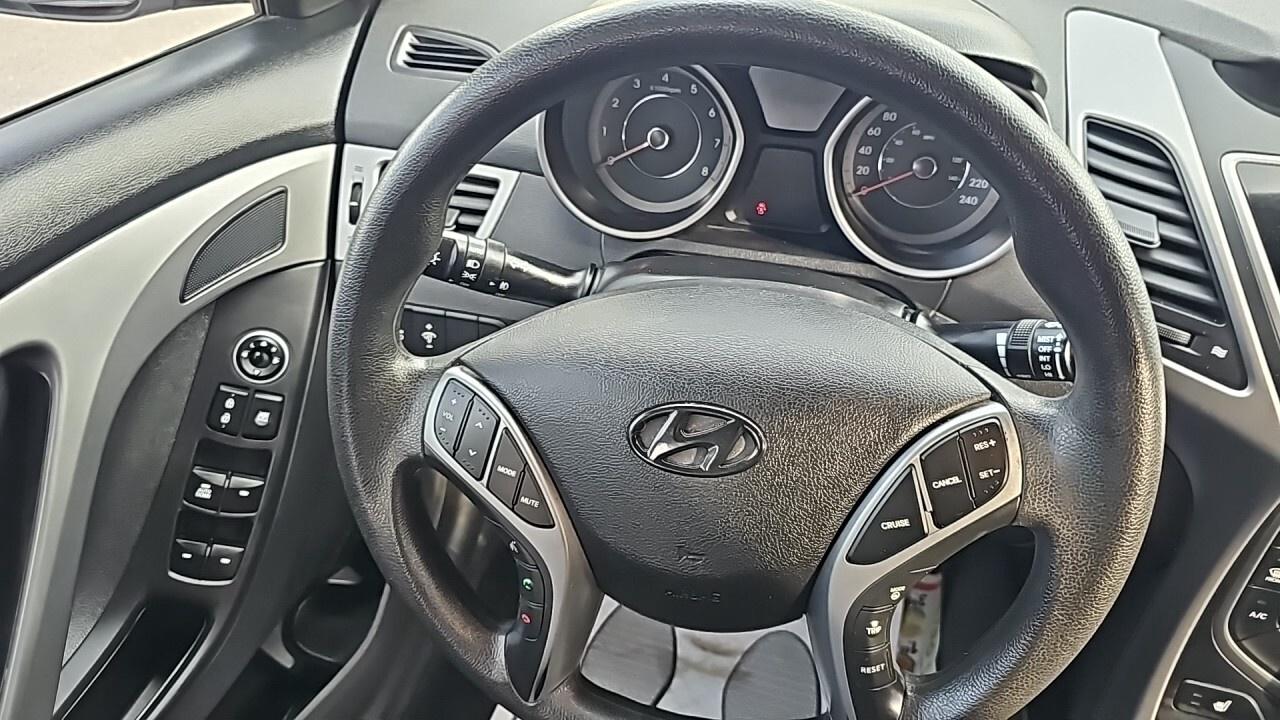 2016 Hyundai Elantra 4dr Sdn Auto Sport Appearance/Sun Roof/Fog Light/R Photo