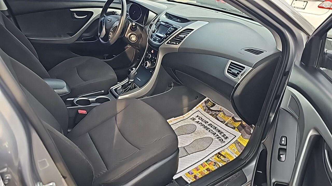 2016 Hyundai Elantra 4dr Sdn Auto Sport Appearance/Sun Roof/Fog Light/R Photo