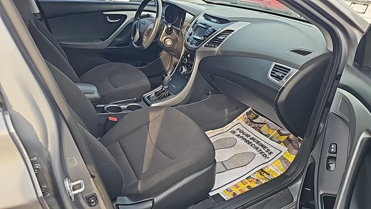 2016 Hyundai Elantra 4dr Sdn Auto Sport Appearance/Sun Roof/Fog Light/R Photo