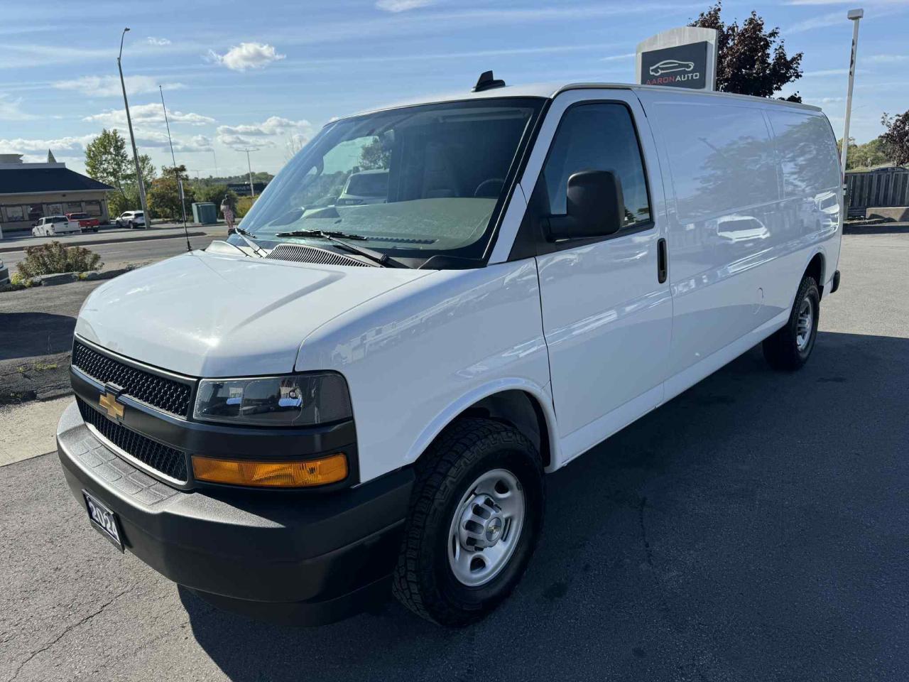 2024 Chevrolet Express RWD 2500 Photo