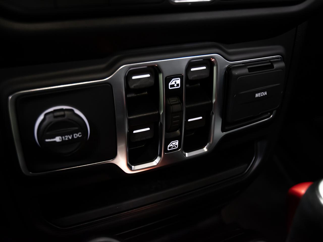 2021 Jeep Wrangler 4xe UNLIMITED SAHARA 4x4 ELECTRIC NAVI REAR VIEW CAM Photo