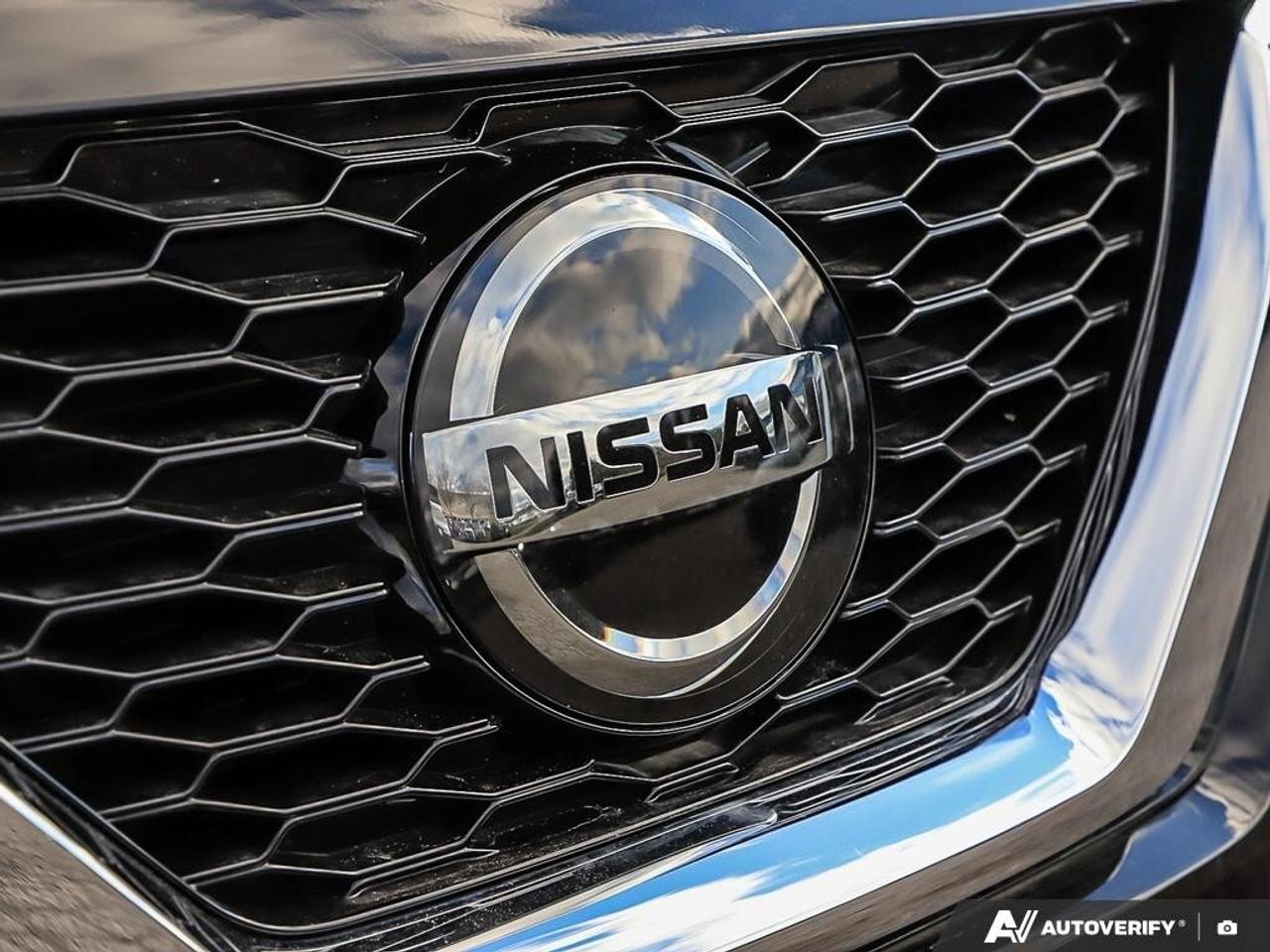 2022 Nissan Qashqai SVACCIDENT-FREE, SUNROOF, BACKUP CAM, HTD SEATS, C Photo