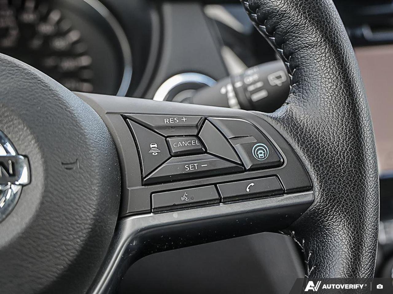 2022 Nissan Qashqai SVACCIDENT-FREE, SUNROOF, BACKUP CAM, HTD SEATS, C Photo