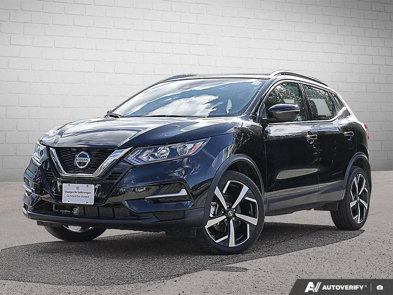 2022 Nissan Qashqai SVACCIDENT-FREE, SUNROOF, BACKUP CAM, HTD SEATS, C Photo0