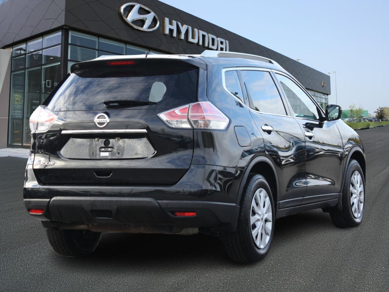 2016 Nissan Rogue FWD 4dr S  As-Is Special Photo