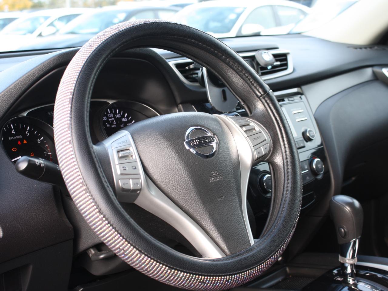 2016 Nissan Rogue FWD 4dr S  As-Is Special Photo