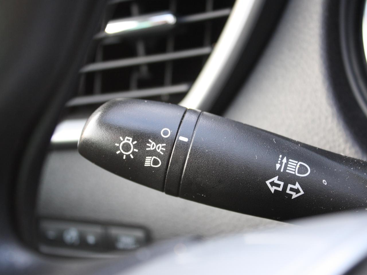 2016 Nissan Rogue FWD 4dr S  As-Is Special Photo