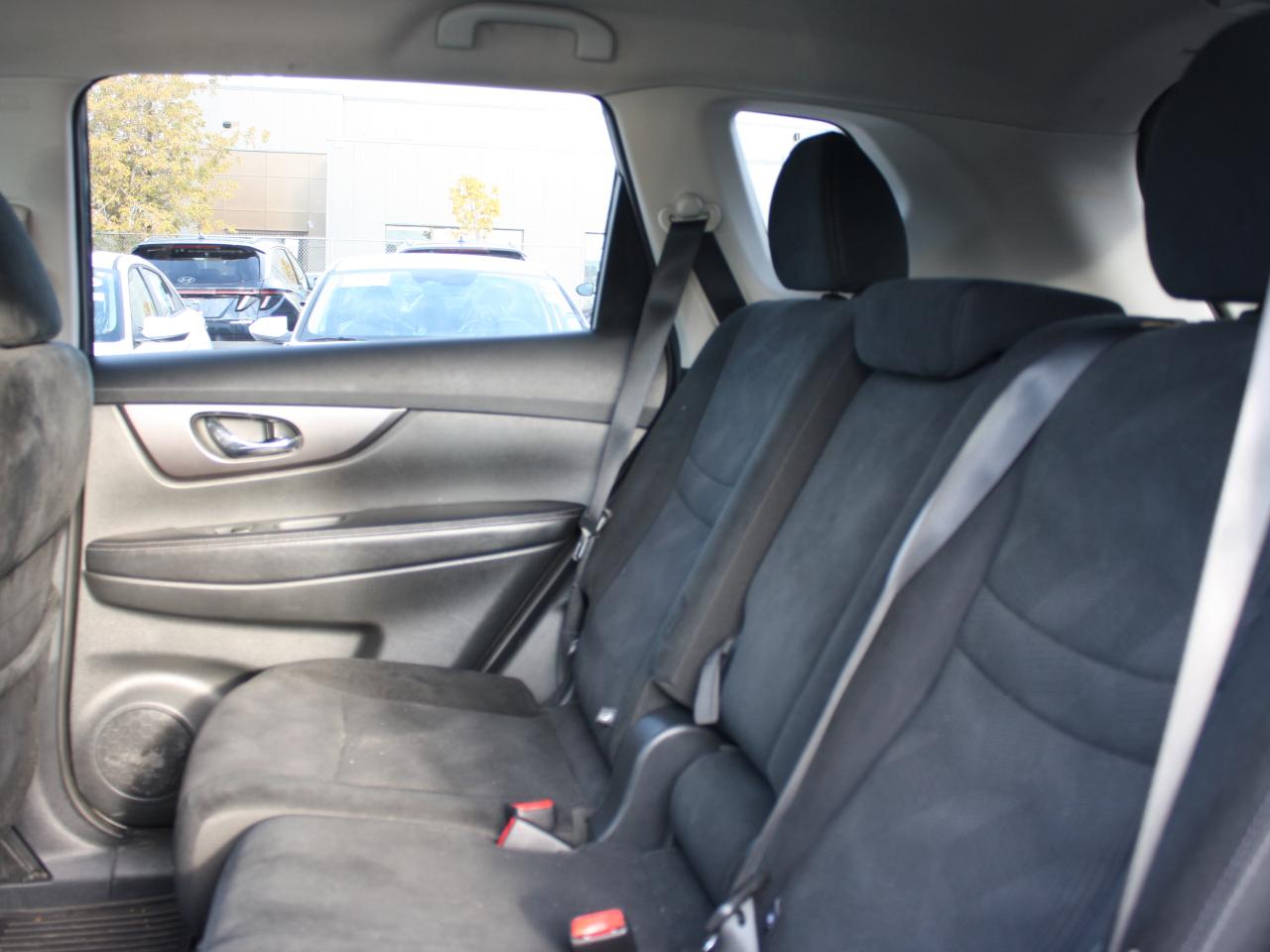 2016 Nissan Rogue FWD 4dr S  As-Is Special Photo