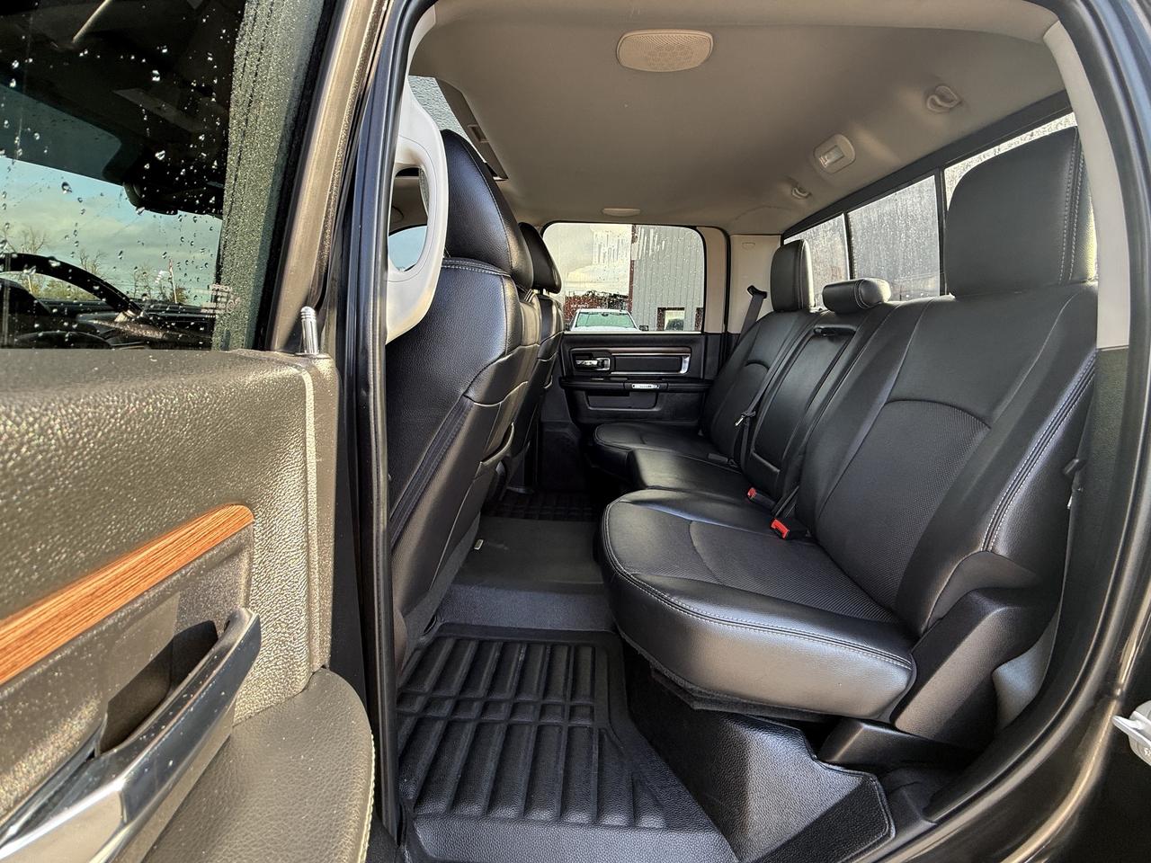 2016 RAM 2500 LARAMIE LEVEL/WHEEL/TIRE PKG!! Photo