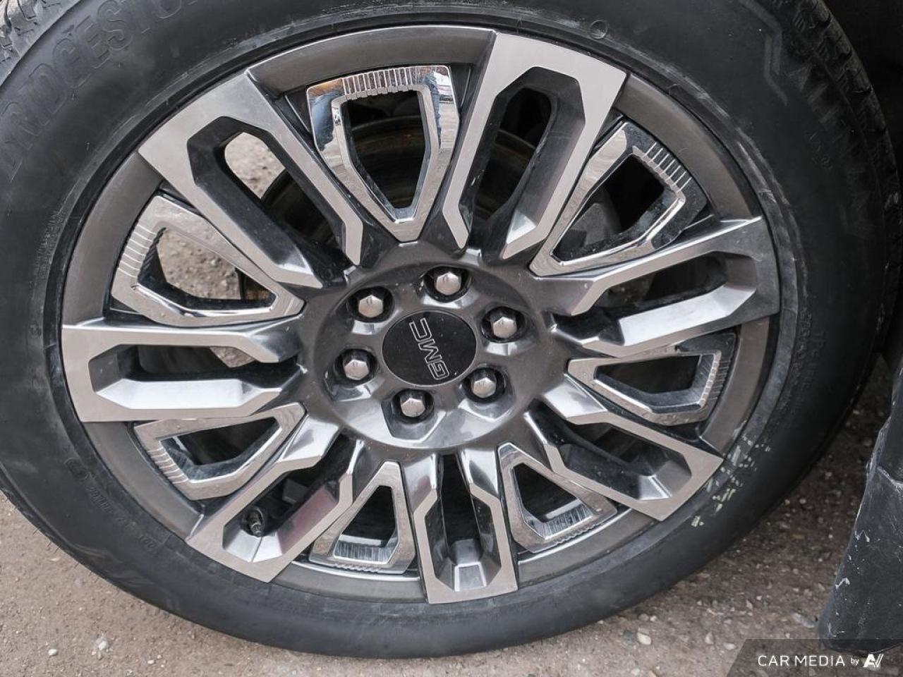 2023 GMC Sierra 1500 Denali UltimateDENALI ULTIMATE, 6.2L, LOADED, 1-OW Photo